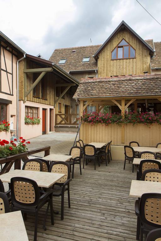 La Griffe à Foin au Restaurant raisin D'or Acomodação com café da manhã Mittelbergheim Exterior foto